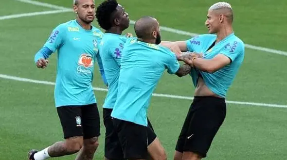 زد وخورد 2 بازیکن ملی پوش برزیل در تمرینات