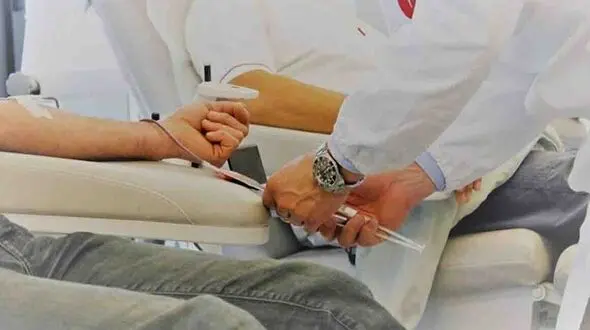 در علم چیزی به عنوان خون کثیف نداریم؛ اهدای خون بهتر از حجامت است + فیلم

