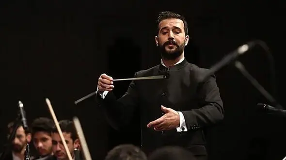 وحید علی پور: امیدوارم ارکسترهای خصوصی حداقل نیمه خصوصی شوند+ فیلم