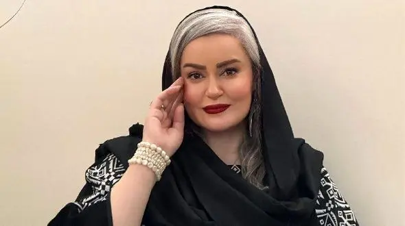 نگاهی به دکوراسیون شیک خانه نعیمه نظام دوست/ خانم بازیگر محبوب جوکر چهره اش را روی مبل خانه چاپ کرده!