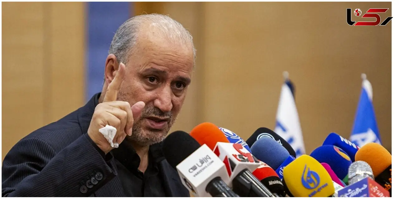 ایران کارخانه بازیکن‌سازی در فوتبال و فوتسال است