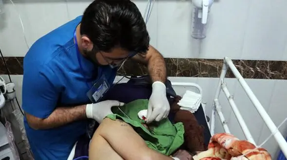 انفجار ویرانگر مواد محترقه در یک خانه / 3 پسر نوجوان راهی بیمارستان شدند