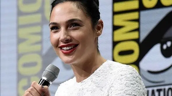 بازیگر معروف معشوقه فیدل کاسترو شد 