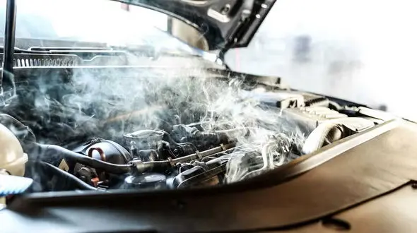  روش‌ های خنک نگه داشتن موتور خودرو در هوای گرم تابستان