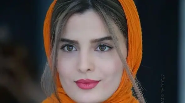 عکس ها/ چیدمان خونه مجردی هنری « غزاله اکرمی» بازیگر سریال سوجان/ از کتابخونه تا دکوری های شیک
