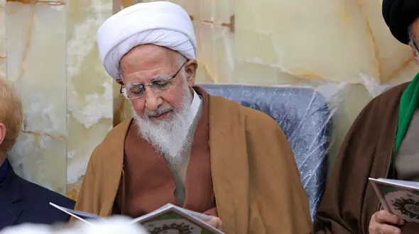 فتوای آیت الله جوادی آملی درباره نماز جمعه