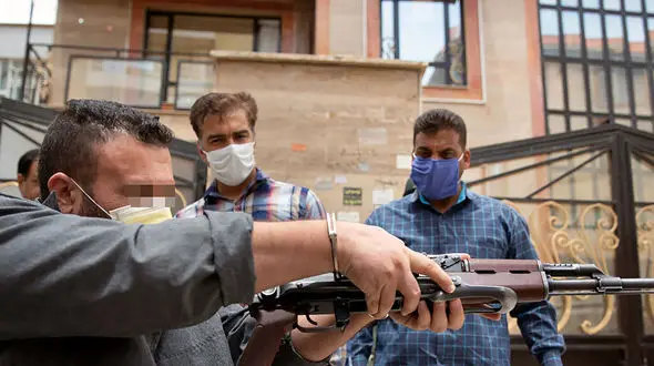 فیلم بازسازی صحنه قتل شهرک پردیس کرمانشاه / توصیه قاتل چه بود + عکس 