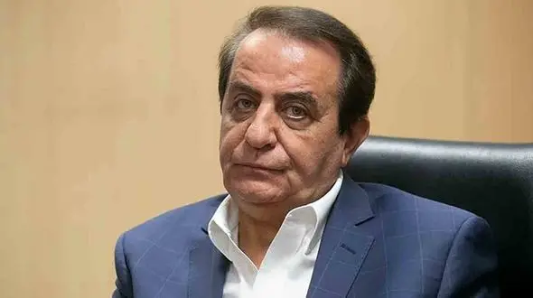  کشتی‌آرای: حباب سکه 700 هزار تومان کم شد / کاهش 2 میلیون و 400 هزار تومانی قیمت سکه