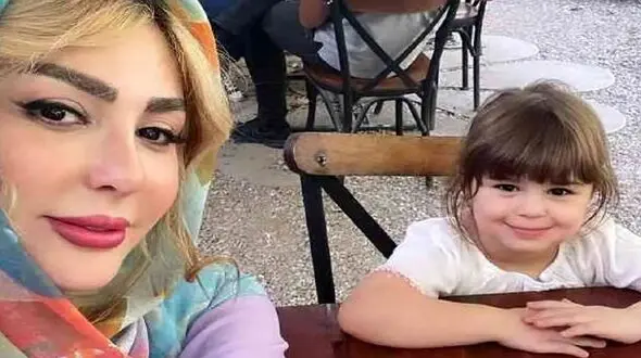 فیلم / نیوشا ضیغمی:  آنجلینا جولی 6 تا بچه داره .... جنیفر لوپز هم  کلی بچه داره ... پس خانم بازیگرای ایرانی نباید بگن بچه نه نه ... چه اشکالی داره ....