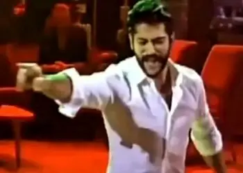 آواز شاد؛ بوراک همسر فحریه اوجن با آهنگ محلی ایرانی چه رقصی میره ملت آم و سام موندن