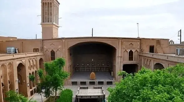 کشف لوکس ترین خانه تاریخی یزد با 3 حیاط باصفا و 22 اتاق مجلل / عکس