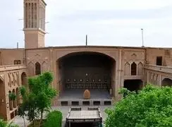 کشف لوکس ترین خانه تاریخی یزد با 3 حیاط باصفا و 22 اتاق مجلل / عکس