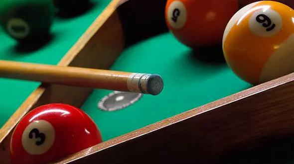 عکس تاریخی از کلوپ بیلیارد جلفا !