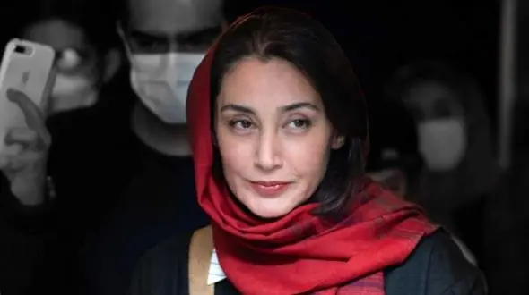 آجر، کاهگل و گچ؛ معماری پاتوق اخیر هدیه تهرانی در گرگان