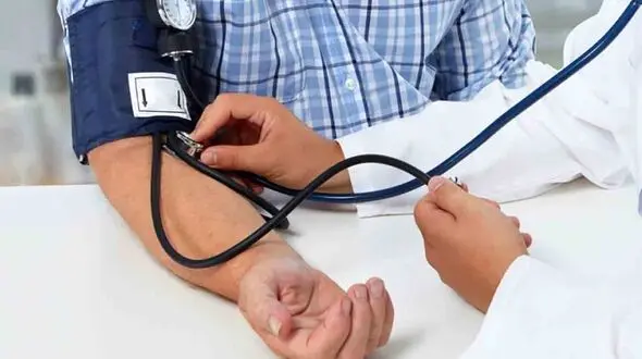 فشار خون معمولا روی چند است؟