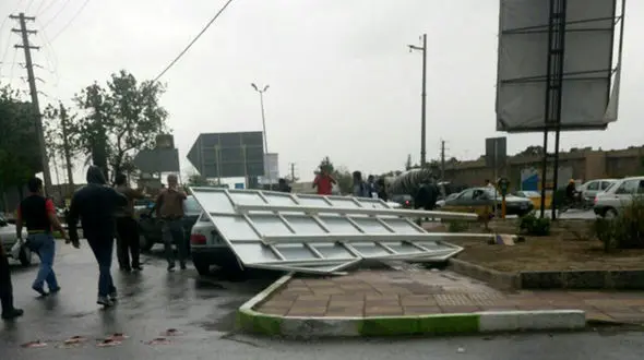 پنج مصدوم در توفان شامگاهی امروز تهران