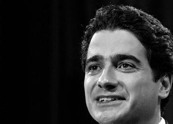 فیلم/ بیا کز عشق تو دیوانه گشتم...؛ عاشقانه‌ترین غزل مولانا با آواز روح‌انگیز همایون شجریان/ شاهکار فقط یک کلمه ناچیزه در توصیف اینهمه زیبایی/ ویژه روز بزرگداشت مولانا