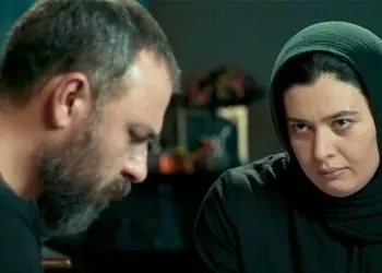 سکانس عاشقانه ولی با ادبیات پایین شهری رضا پروانه و مژگان در سریال پوست شیر / وقتی بهم اخم می کنی انگار کفتر رو مانتوم کار خرابی کرده!