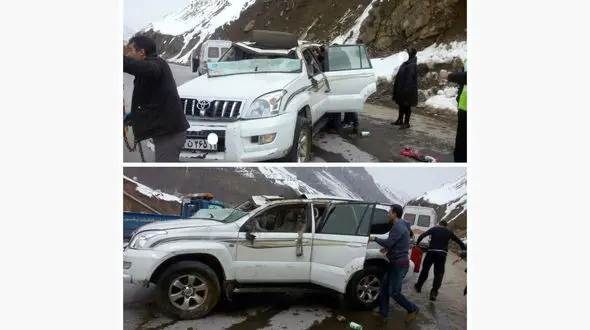 واژگونی خودروی پرادو در جاده هراز +عکس