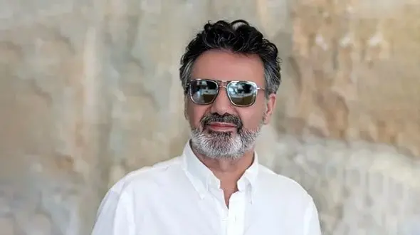 دانلود آهنگ معین / ترانه معروف هلی هلی 