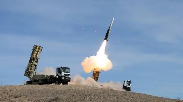 پدافند هوایی سوریه به سمت پهپاد ناشناس شلیک کرد