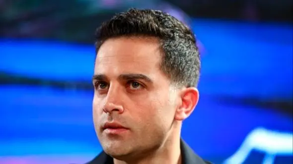 فیلم/ واکنش متفاوت آرمان درویش به گلشیفته فراهانی در جشنواره فیلم فجر: از گلشیفته تشکر می کنم که غم ایران را دارد