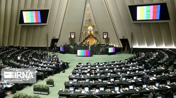 شکایت مجلس از مدعیان افزایش حقوق 50 درصدی نمایندگان 