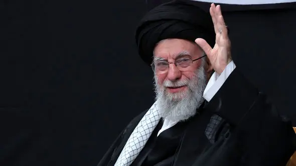 واکنش فرمانده سپاه در دوران جنگ تحمیلی به حضور رهبری در عزاداری شب عاشورا