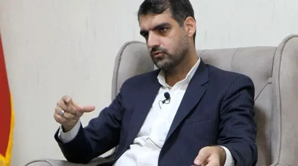 نماینده قم در مجلس : حضور ایران در NPT مصداق هم پیاز و هم کتک را خوردیم