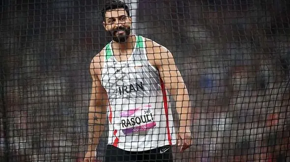 پایان ماه عسل ستاره نوظهور دوومیدانی ایران/ خداحافظی قهرمان آسیا به خاطر یک جفت کفش! + عکس