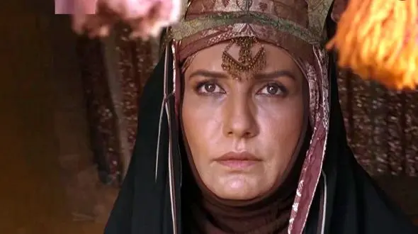 فیلم / فرببا کوثری، بازیگر همسر مختارنامه : عذرخواهی می کنم که این سالها آنقدر مختار رو پخش کردند ولی تقصیر من هم نیست ..