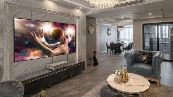 خانه‌های مدرن، بدون تلویزیون! چرا طراحان دکوراسیون به ویدئو پروژکتور روی آورده‌اند؟