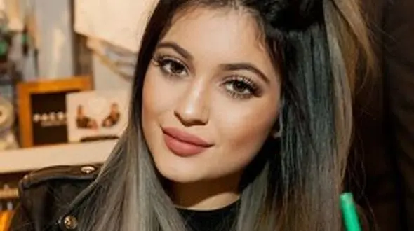مانند لب های کایلی جنر زیبا شوید!