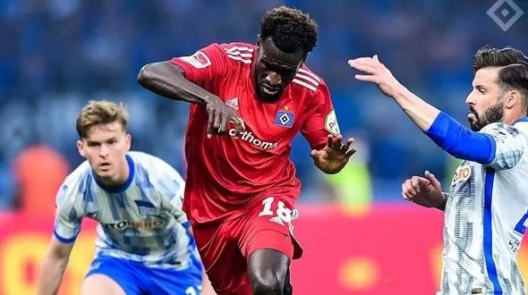 پیروزی هامبورگ مقابل هرتابرلین در دیدار رفت