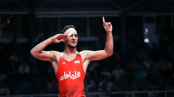 پدیده ایرانی بازهم گل کاشت / سینا خلیلی هم امتیاز نداد + فیلم