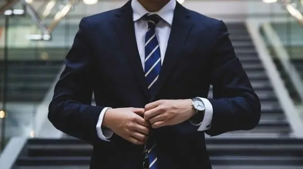 نکات مهم برای انتخاب استایل مناسب محل کار