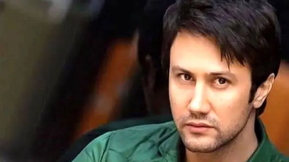 سلفی شاهرخ استخری با یکی از اعضای خانواده اش + عکس