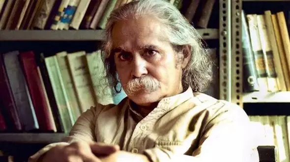 عکس / تصاویری کمیاب از خانه موزه اخوان ثالث که دل هر عاشق ادبیات را می‌لرزاند/ از دفتر شعر تا تختِ خلوت شاعر