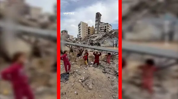 فیلم امید و شادی کودکان در دل ویرانه‌های جنگ