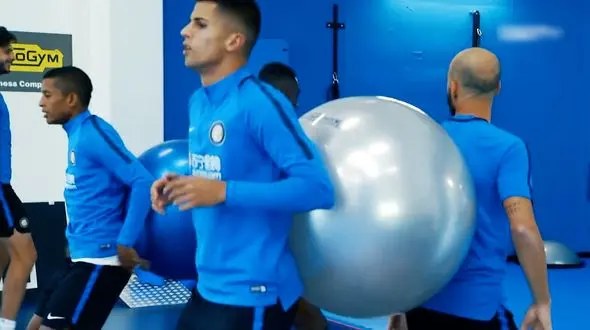 تمرینات بدنسازی باشگاه اینتر+فیلم