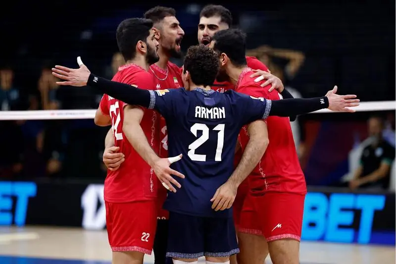 2204037