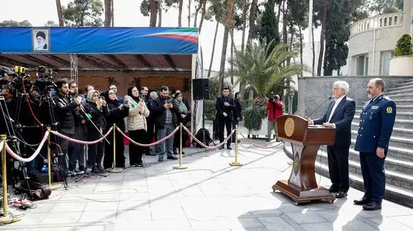  دیدار و مذاکره با ترامپ در دستور کار نیست / وزارت خارجه مسئول مذاکرات هسته‌ای است 