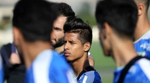 درگیری فیزیکی ستاره استقلال در جاکارتا خبرساز شد+عکس