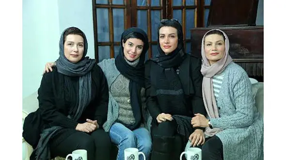 بازیگرانی که در کاناپه موهای خود را تراشیدند! +عکس