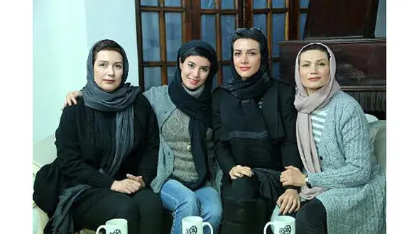 بازیگرانی که در کاناپه موهای خود را تراشیدند! +عکس