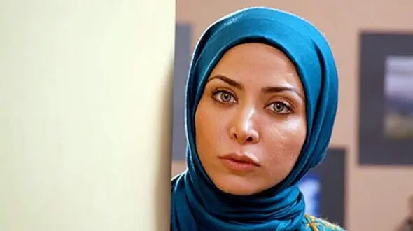 عکس خانم بازیگر چشم رنگی در عمارت تاریخی ! / فقیهه سلطانی غوغا کرد