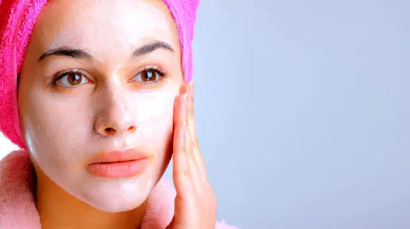 جوانی را با یک ماسک جادویی خانگی تجربه کنید