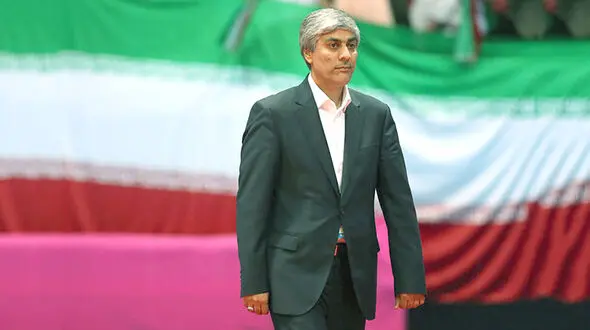 موافقان و مخالفان کیومرث هاشمی وزیر پیشنهادی ورزش و جوانان چه گفتند؟