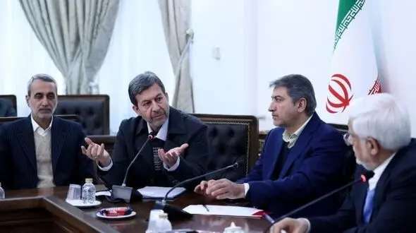 جلسه مشترک استاندار و نمایندگان اصفهان با معاون اول رئیس جمهور/تنش های آبی، فرونشست و ناترازی انرژی در صدر محورهای گفتگو
