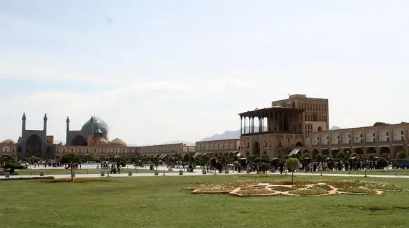 اصفهان ظرفیت بالایی برای گردشگری و تجارت دارد